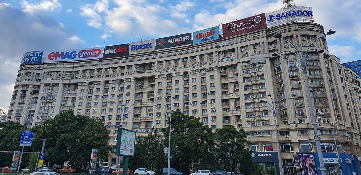 Ansambluri blocuri de locuinte Piata Victoriei, Piata Unirii, Militari.